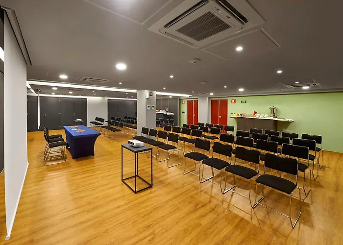 Hotel Express By Marriott Ciudad De Ebc Reforma 3*