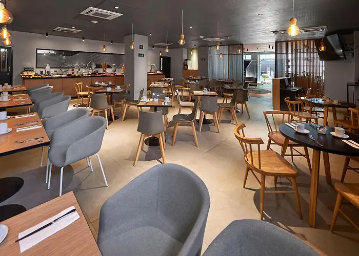 Hotel Express By Marriott Ciudad De Ebc Reforma 3*