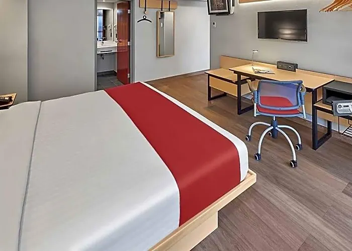 Hotel Express By Marriott Ciudad De Ebc Reforma 3*